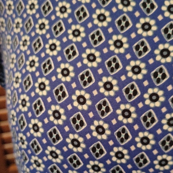 LOFT Blue Sleeveless Blouse with Mandarin Collar - Picture 9 of 10